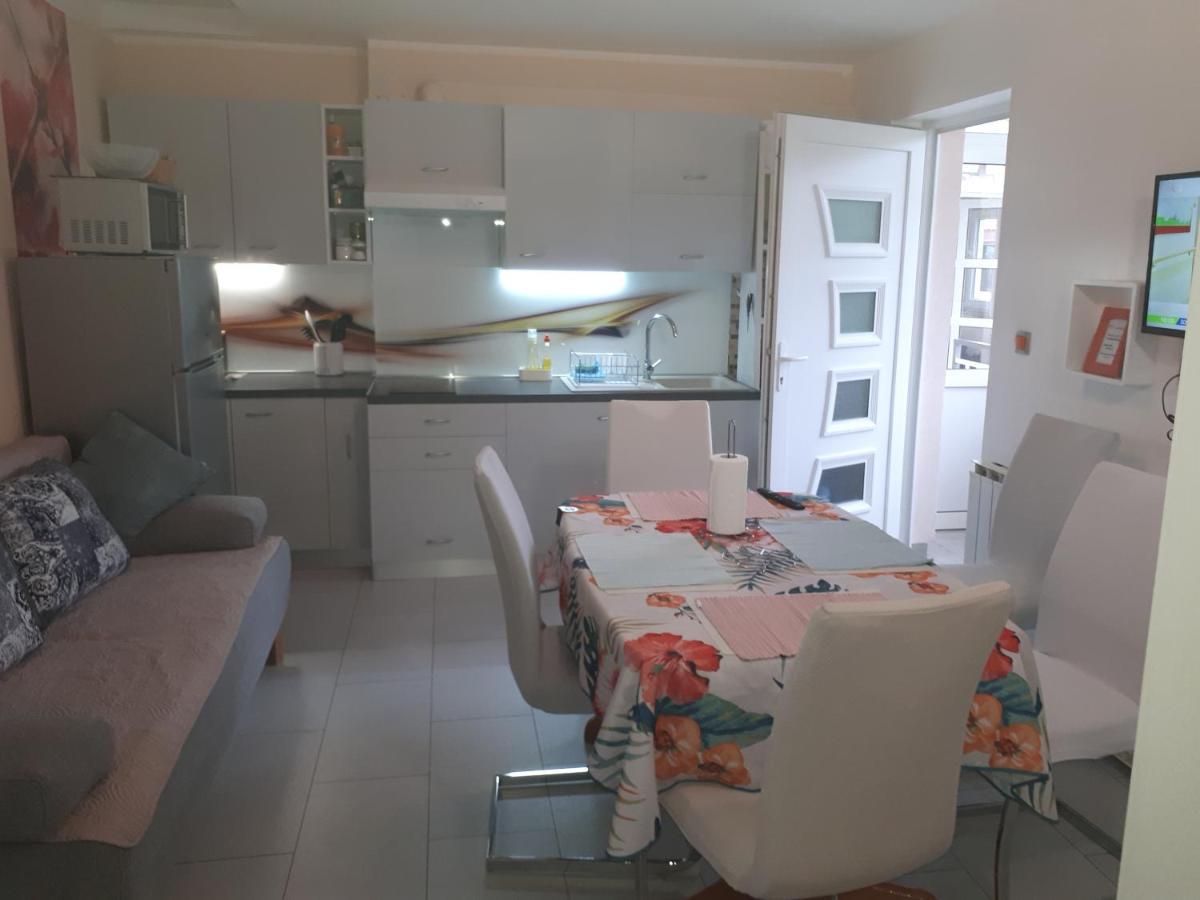 Apartment Lucija Kostrena Esterno foto